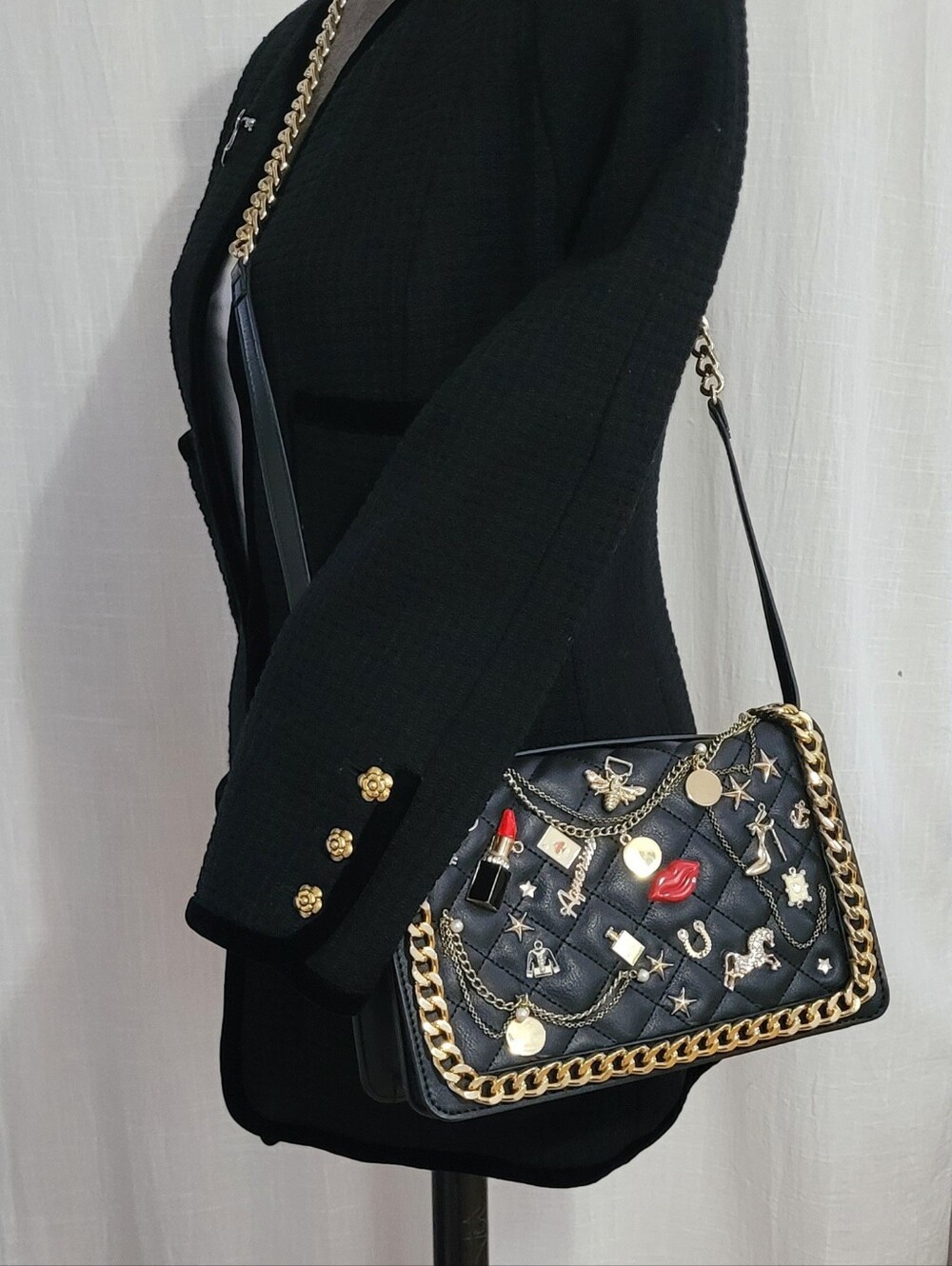 Quilted CHANEL style bag / ALDO